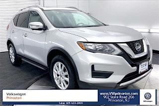 2018 Nissan Rogue SV 5N1AT2MV8JC818004 2018 Nissan Rogue SV