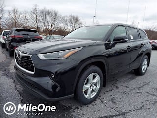 2021 Toyota Highlander LE 5TDBZRBH1MS088288 2021 Toyota Highlander LE