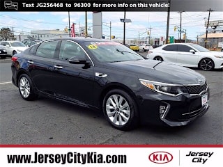 2018 Kia Optima EX 5XXGU4L31JG256468 2018 Kia Optima EX