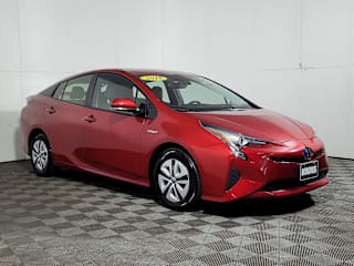2018 Toyota Prius Four JTDKARFU9J3068110 2018 Toyota Prius Four