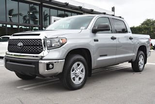 2018 Toyota Tundra SR5 5TFDW5F16JX700692 2018 Toyota Tundra SR5