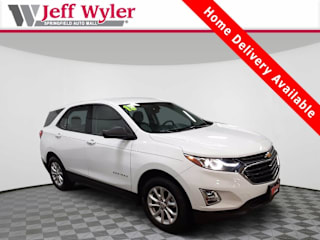 2018 Chevrolet Equinox LS 3GNAXREV4JS501113 2018 Chevrolet Equinox LS