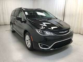 2019 Chrysler Pacifica Touring L Plus 2C4RC1EG3KR550165 2019 Chrysler Pacifica Touring L Plus