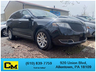 2015 Lincoln MKT Town Car Livery Fleet 2LMHJ5NK4FBL03331 2015 Lincoln MKT Town Car Livery Fleet
