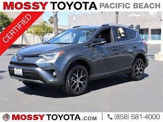 2017 Toyota RAV4 JTMNFREV9HD102947 2017 Toyota RAV4