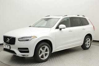 2018 Volvo XC90 T5 Momentum 5-Passenger YV4102XK4J1207474 2018 Volvo XC90 T5 Momentum 5-Passenger
