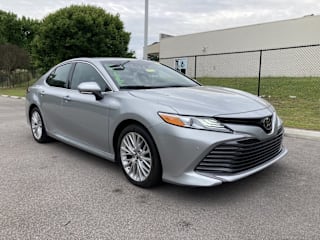 2018 Toyota Camry XLE 4T1B11HK6JU008210 2018 Toyota Camry XLE