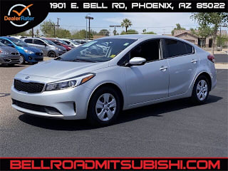 2018 Kia Forte LX 3KPFK4A75JE271667 2018 Kia Forte LX