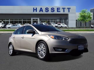 2017 Ford Focus Titanium 1FADP3N26HL207758 2017 Ford Focus Titanium