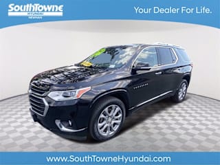2019 Chevrolet Traverse 1GNERKKW8KJ123235 2019 Chevrolet Traverse