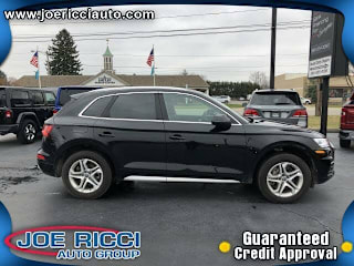 2019 Audi Q5 2.0T quattro Premium WA1ANAFY3K2108008 2019 Audi Q5 2.0T quattro Premium