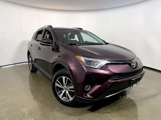 2017 Toyota RAV4 XLE 2T3RFREV1HW690525 2017 Toyota RAV4 XLE