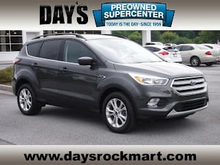 2018 Ford Escape SE 1FMCU9GD6JUB82890 2018 Ford Escape SE