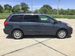 2010 Toyota Sienna XLE 5TDDK4CC8AS031357 2010 Toyota Sienna XLE