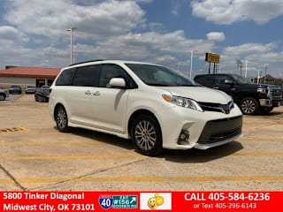 2018 Toyota Sienna XLE Premium 8-Passenger 5TDYZ3DC5JS931090 2018 Toyota Sienna XLE Premium 8-Passenger