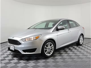 2015 Ford Focus SE 1FADP3F20FL370255 2015 Ford Focus SE
