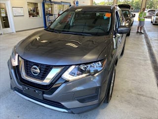 2018 Nissan Rogue S 5N1AT2MV2JC818595 2018 Nissan Rogue S