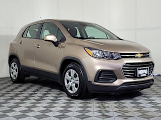 2018 Chevrolet Trax LS 3GNCJKSB0JL208010 2018 Chevrolet Trax LS