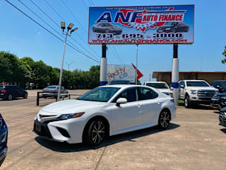 2020 Toyota Camry SE 4T1G11AK7LU914515 2020 Toyota Camry SE