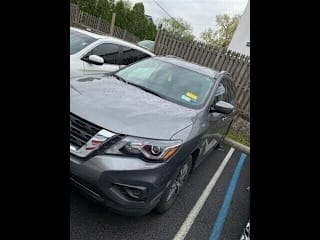 2018 Nissan Pathfinder S 5N1DR2MM1JC648054 2018 Nissan Pathfinder S