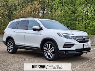 2017 Honda Pilot Touring 5FNYF6H94HB090175 2017 Honda Pilot Touring