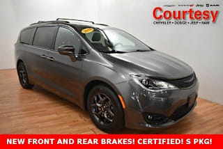 2018 Chrysler Pacifica Touring L 2C4RC1BGXJR178021 2018 Chrysler Pacifica Touring L