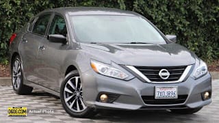 2017 Nissan Altima 1N4AL3AP3HC232052 2017 Nissan Altima