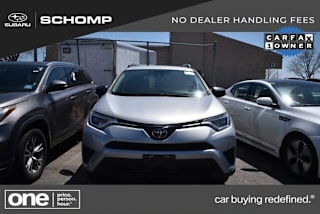 2017 Toyota RAV4 LE 2T3BFREV3HW643594 2017 Toyota RAV4 LE