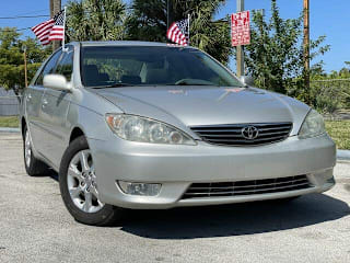 2005 Toyota Camry XLE V6 4T1BF30K05U598080 2005 Toyota Camry XLE V6