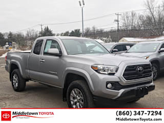 2018 Toyota Tacoma 5TFSZ5AN0JX127989 2018 Toyota Tacoma