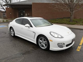 2011 Porsche Panamera 4 WP0AA2A7XBL010173 2011 Porsche Panamera 4