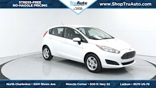 2018 Ford Fiesta SE 3FADP4EJ3JM141963 2018 Ford Fiesta SE