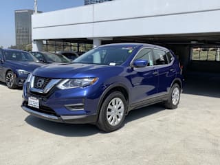 2018 Nissan Rogue KNMAT2MT2JP529017 2018 Nissan Rogue