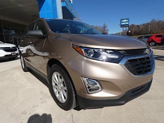 2019 Chevrolet Equinox LS 2GNAXHEV2K6126140 2019 Chevrolet Equinox LS