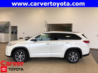 2018 Toyota Highlander XLE 5TDJZRFH5JS854685 2018 Toyota Highlander XLE