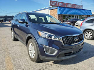 2017 Kia Sorento LX 5XYPGDA3XHG256985 2017 Kia Sorento LX