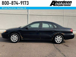 2006 Ford Taurus SE 1FAFP53U76A189711 2006 Ford Taurus SE