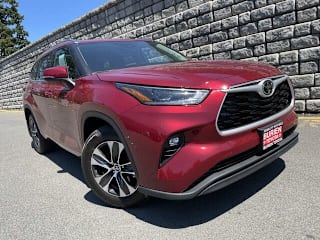 2021 Toyota Highlander XLE 5TDHZRBH9MS123668 2021 Toyota Highlander XLE