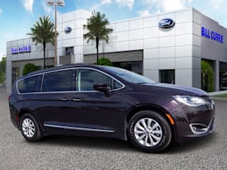 2017 Chrysler Pacifica Touring-L 2C4RC1BG6HR739454 2017 Chrysler Pacifica Touring-L
