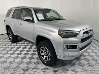 2018 Toyota 4Runner JTEBU5JR9J5568304 2018 Toyota 4Runner