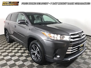 2018 Toyota Highlander LE 5TDBZRFH8JS829753 2018 Toyota Highlander LE