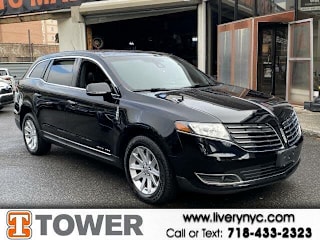 2019 Lincoln MKT Town Car Livery Fleet 2LMHJ5NK1KBL01014 2019 Lincoln MKT Town Car Livery Fleet