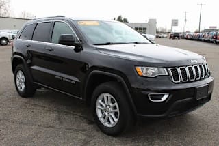 2018 Jeep Grand Cherokee Laredo 1C4RJFAG8JC240898 2018 Jeep Grand Cherokee Laredo