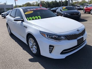 2018 Kia Optima S 5XXGT4L30JG244458 2018 Kia Optima S