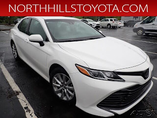 2018 Toyota Camry LE 4T1B11HK5JU581826 2018 Toyota Camry LE