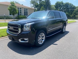 2018 GMC Yukon XL SLT 1500 1GKS2GKC5JR196599 2018 GMC Yukon XL SLT 1500