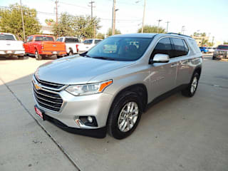 2019 Chevrolet Traverse LT Cloth 1GNERGKW9KJ285078 2019 Chevrolet Traverse LT Cloth