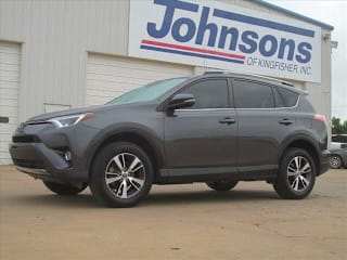 2018 Toyota RAV4 XLE JTMWFREV0JJ725322 2018 Toyota RAV4 XLE