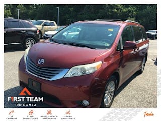 2012 Toyota Sienna XLE 8-Passenger 5TDYK3DC5CS246112 2012 Toyota Sienna XLE 8-Passenger