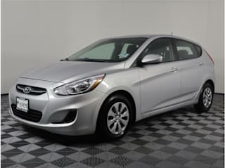 2017 Hyundai Accent SE KMHCT5AE4HU305349 2017 Hyundai Accent SE